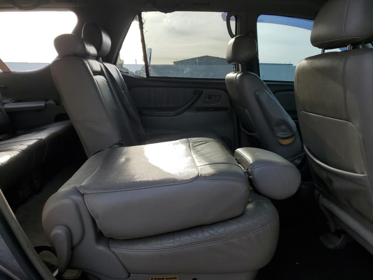 Lot #3286711332 2004 TOYOTA SEQUOIA LI