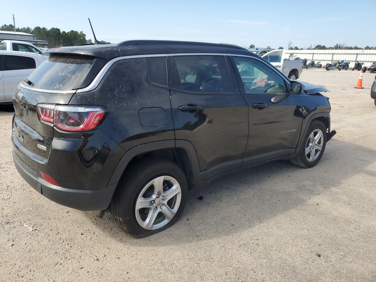 JEEP COMPASS LATITUDE
