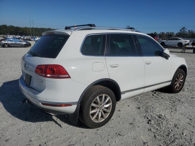 2016 VOLKSWAGEN TOUAREG SP WVGEF9BP1GD012658