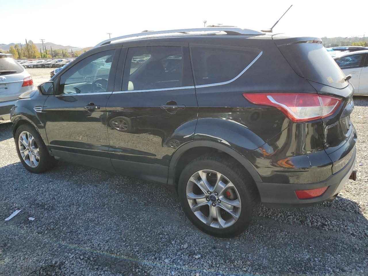 FORD ESCAPE TITANIUM