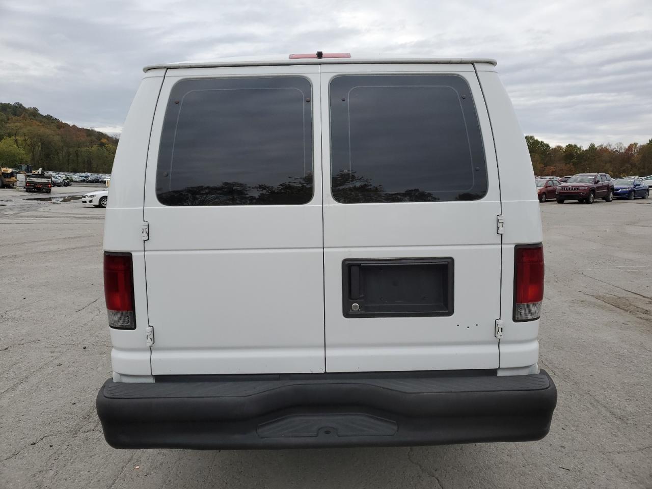 FORD ECONOLINE E150 VAN