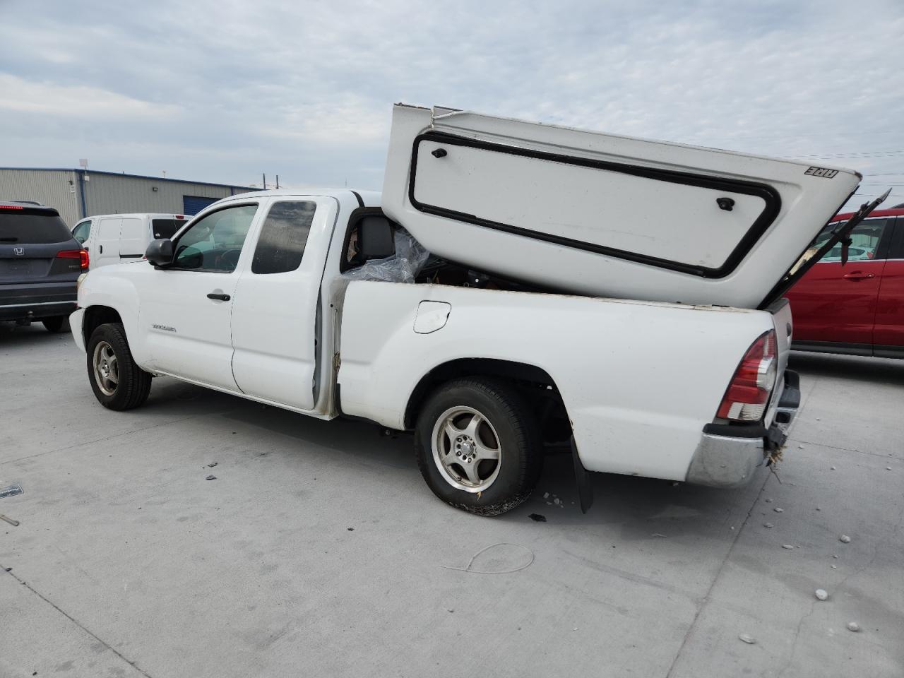TOYOTA TACOMA ACCESS CAB