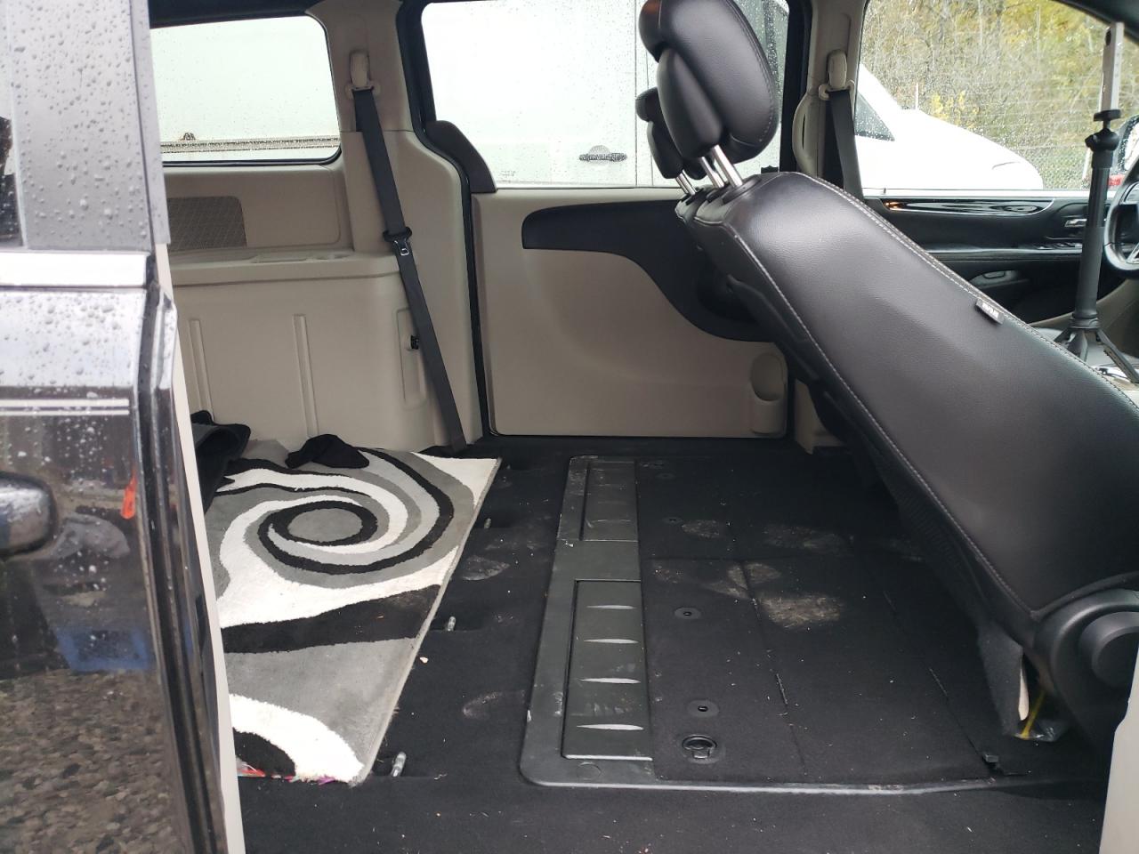 DODGE GRAND CARAVAN SXT