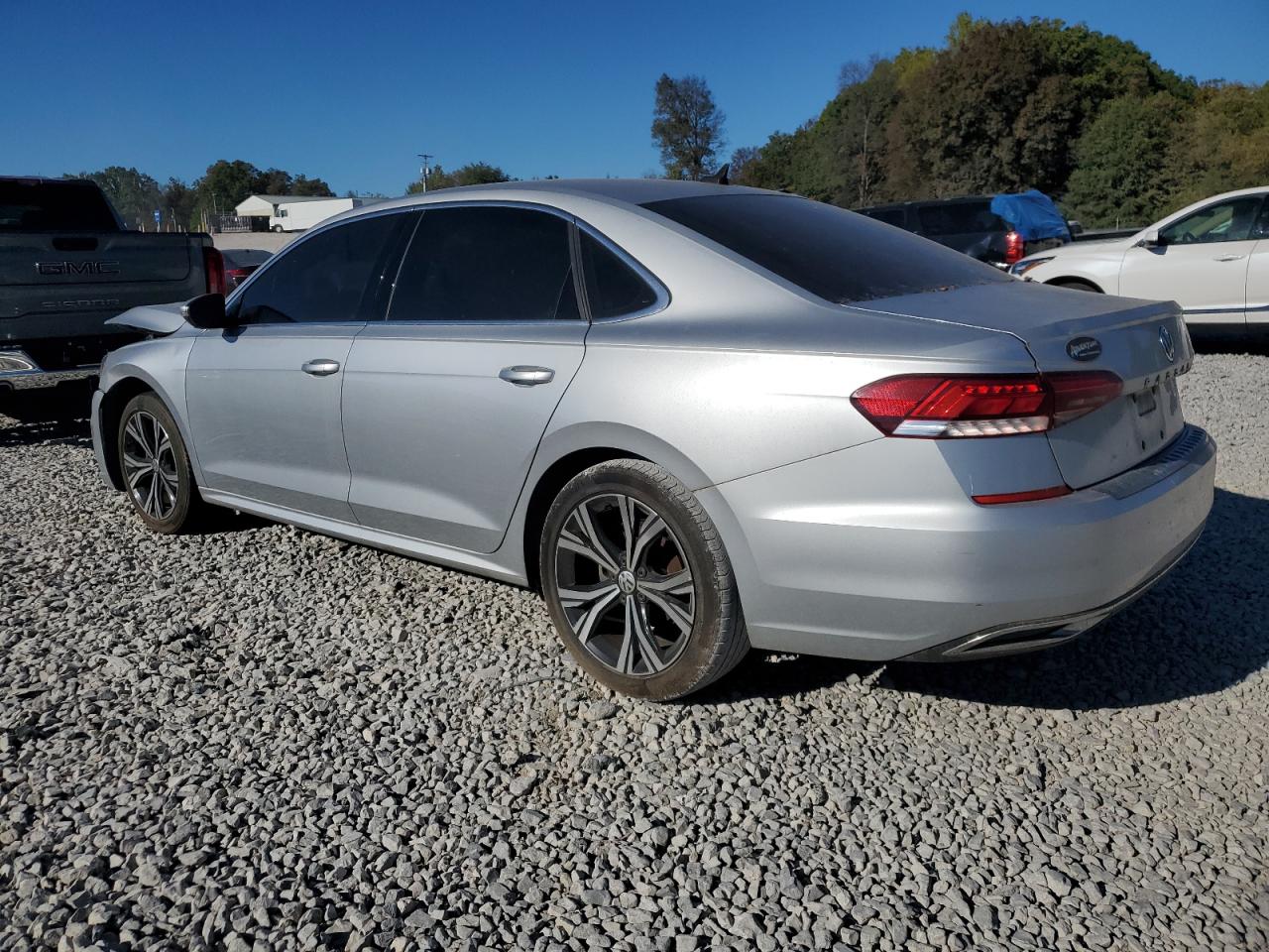VOLKSWAGEN PASSAT SE