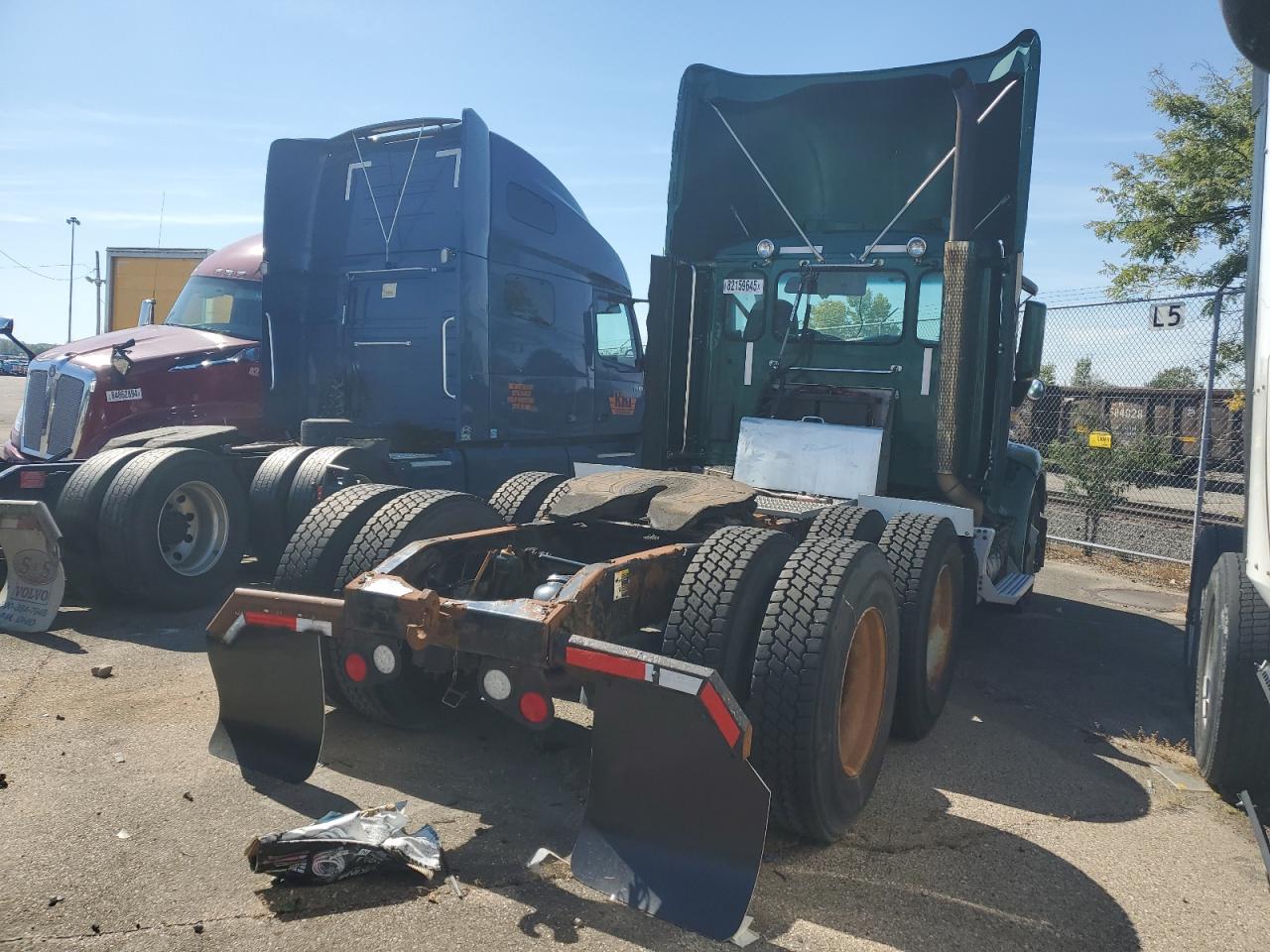 Lot #3263732729 2014 PETERBILT 579