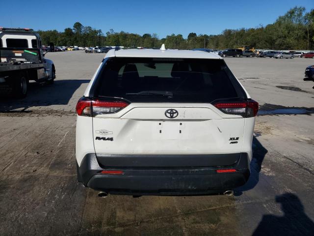 2020 TOYOTA RAV4 XLE 2T3P1RFV8LC137501