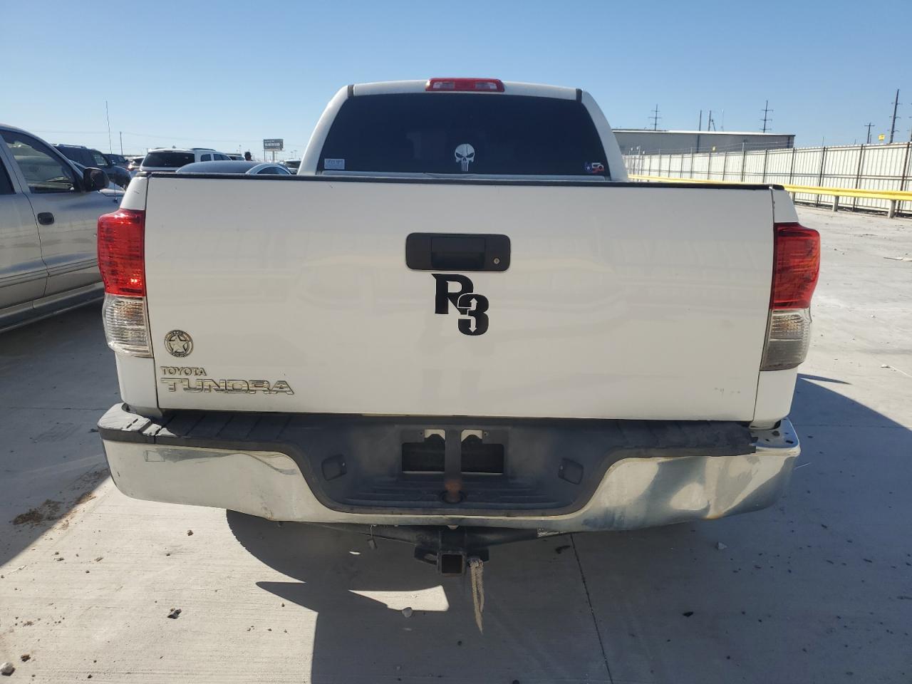 TOYOTA TUNDRA DOUBLE CAB SR5