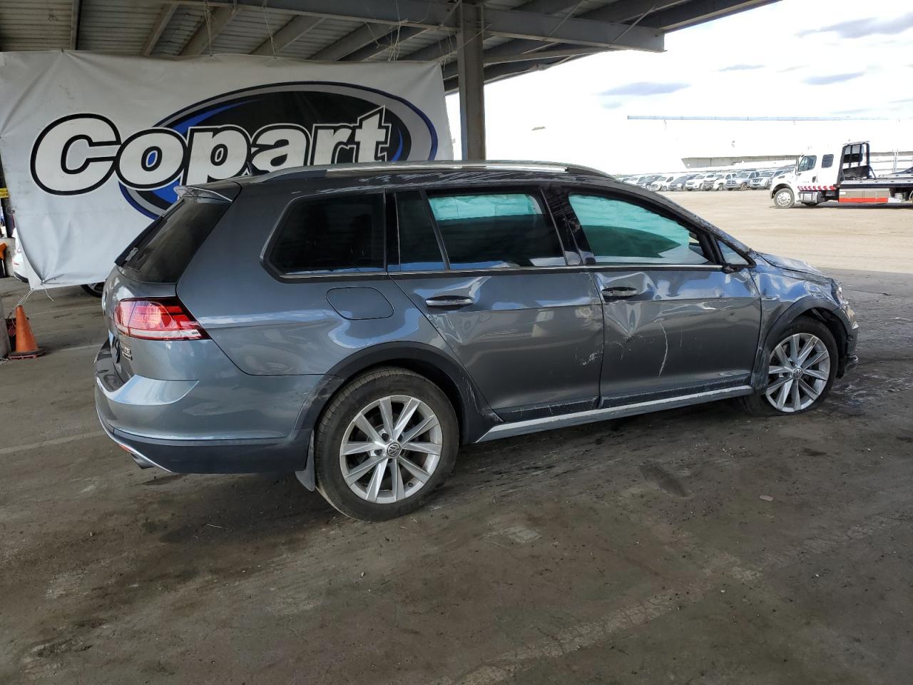 VOLKSWAGEN GOLF ALLTRACK S