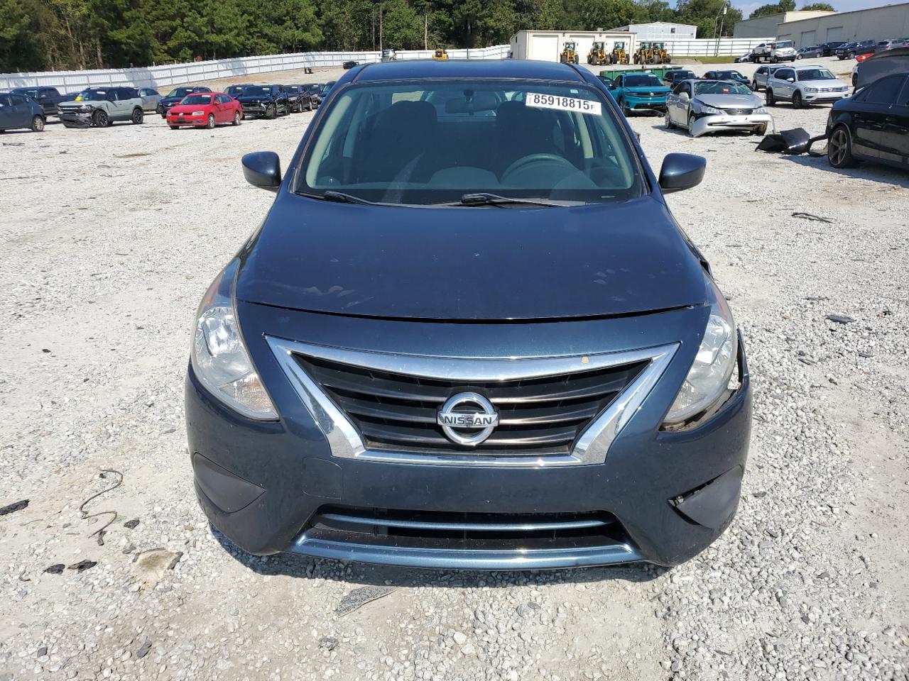 NISSAN VERSA S