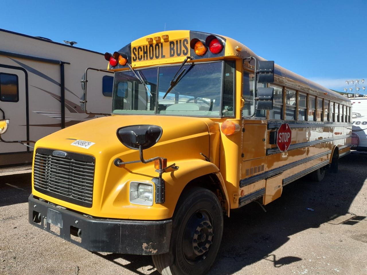 Lot #3284341047 2005 FREIGHTLINER CHASSIS FS