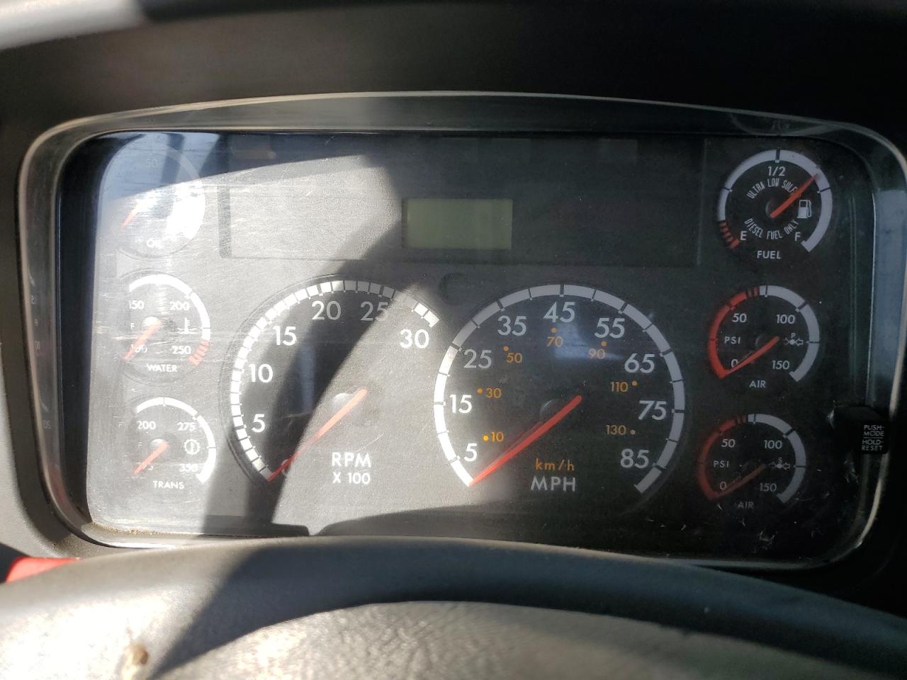 Lot #3273801373 2012 THOMAS SAF-T-LINER C2