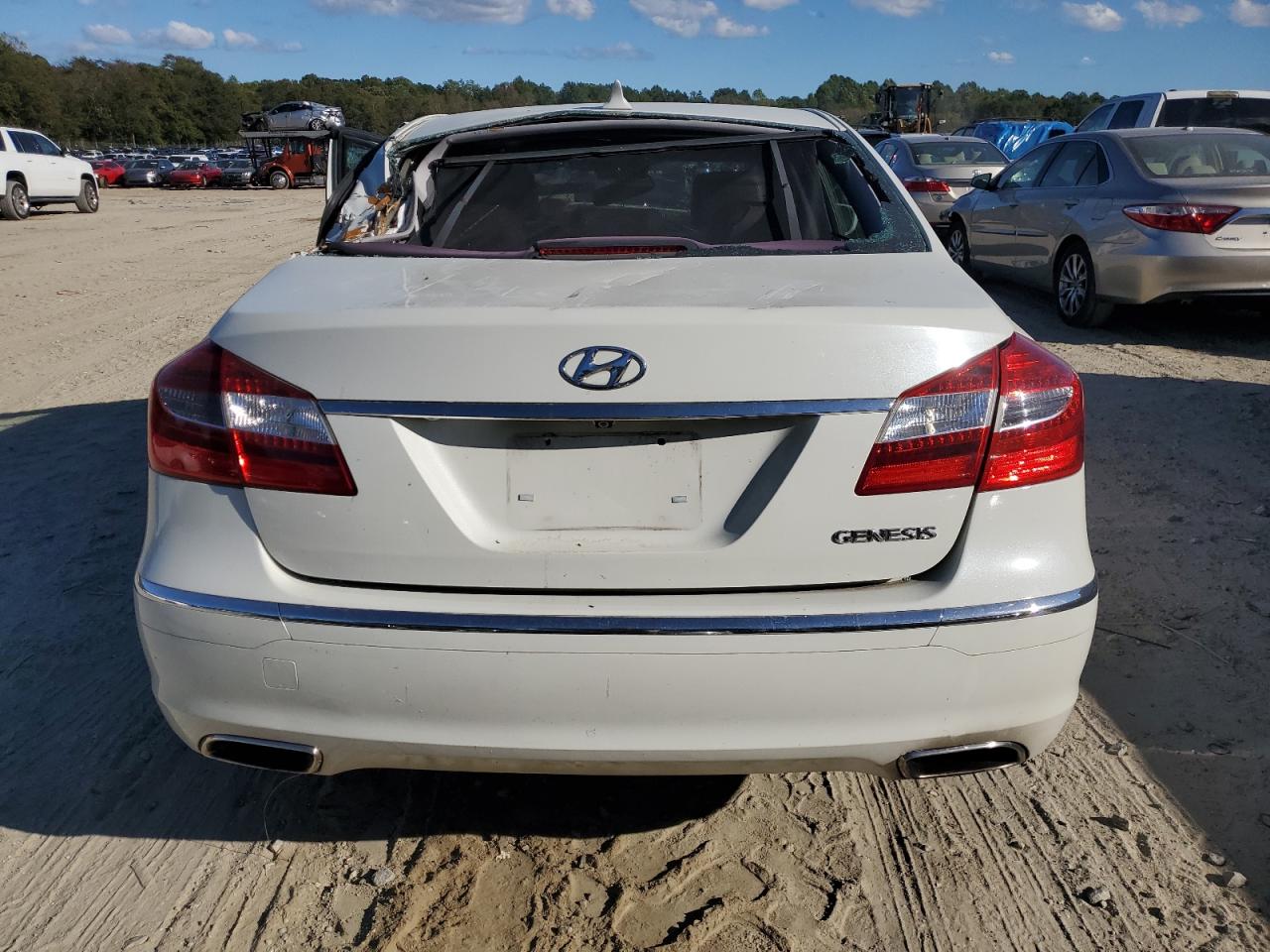 HYUNDAI GENESIS 3.8L