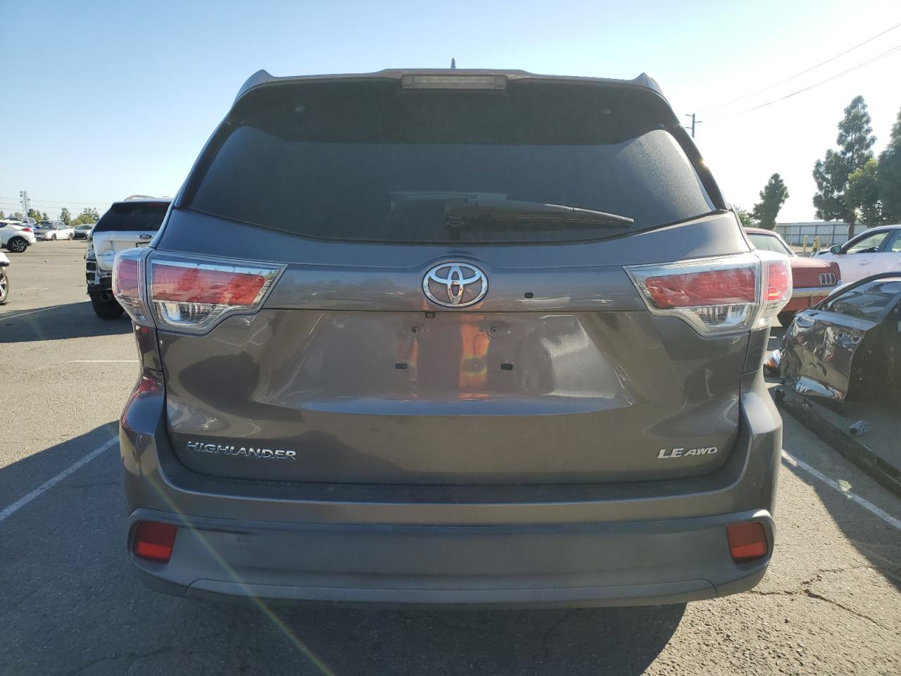 TOYOTA HIGHLANDER LE