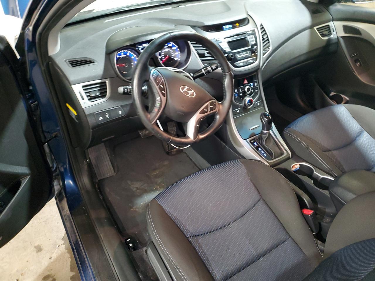 HYUNDAI ELANTRA GS