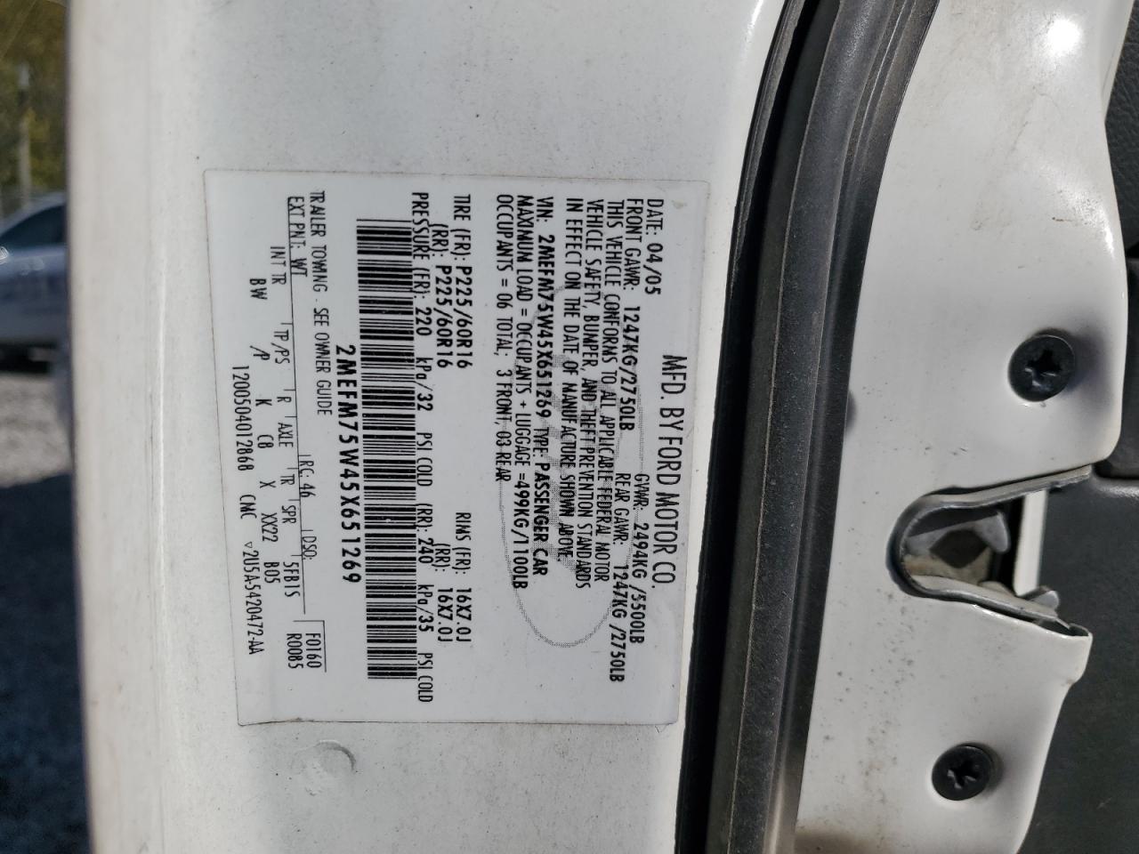 Lot #3285754650 2005 MERCURY GRAND MARQ