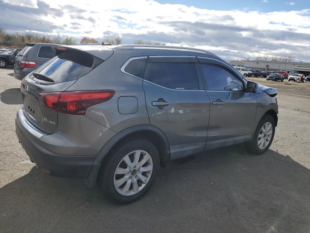 Lot #3308214189 2017 NISSAN ROGUE SPOR