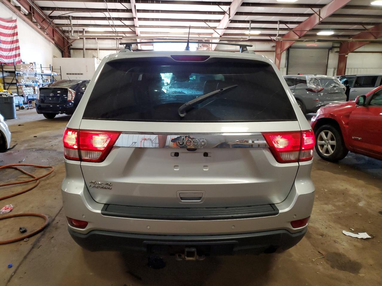 JEEP GRAND CHEROKEE LAREDO