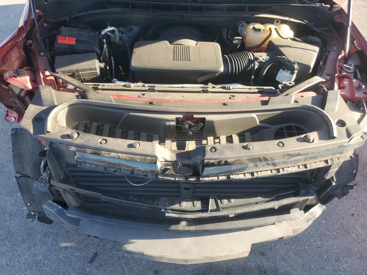 CADILLAC ESCALADE LUXURY