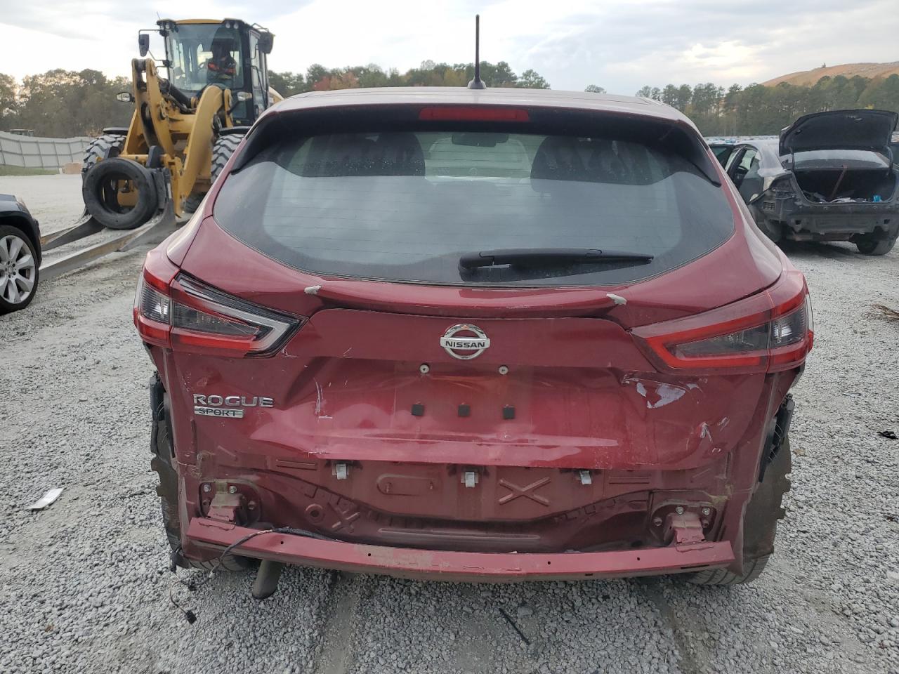 NISSAN ROGUE SPORT S