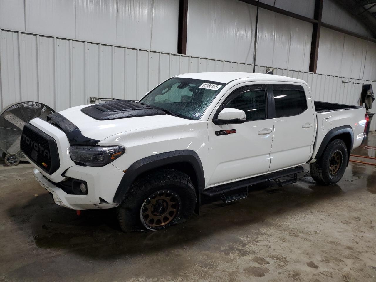 TOYOTA TACOMA DOUBLE CAB
