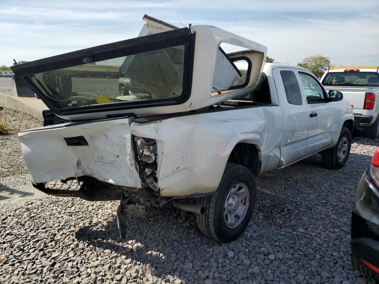 TOYOTA TACOMA ACCESS CAB