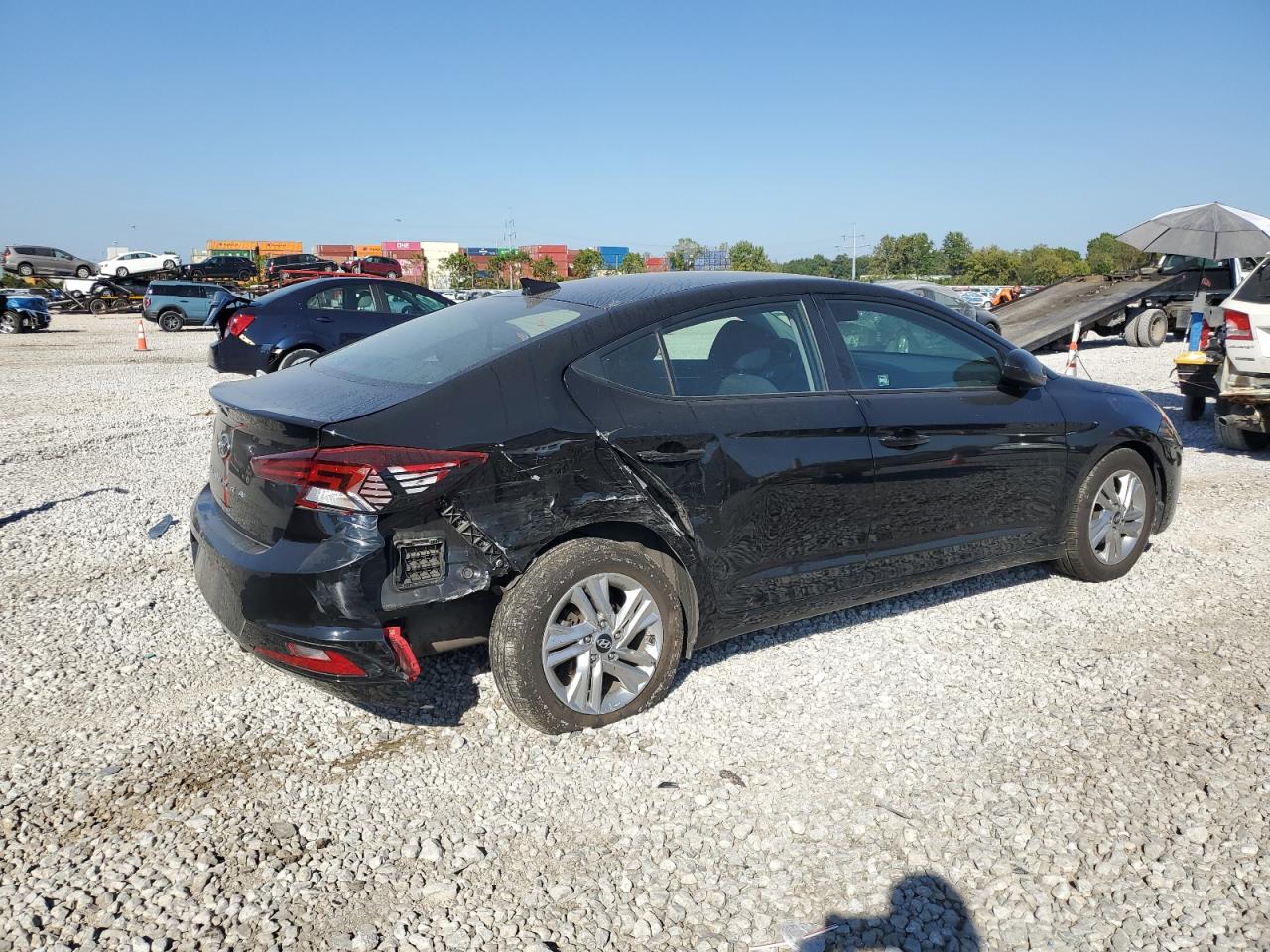 HYUNDAI ELANTRA SEL