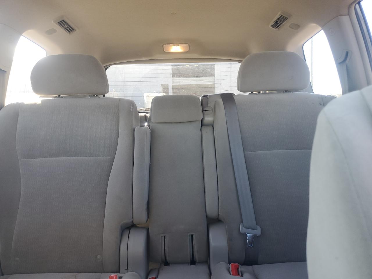 TOYOTA HIGHLANDER BASE