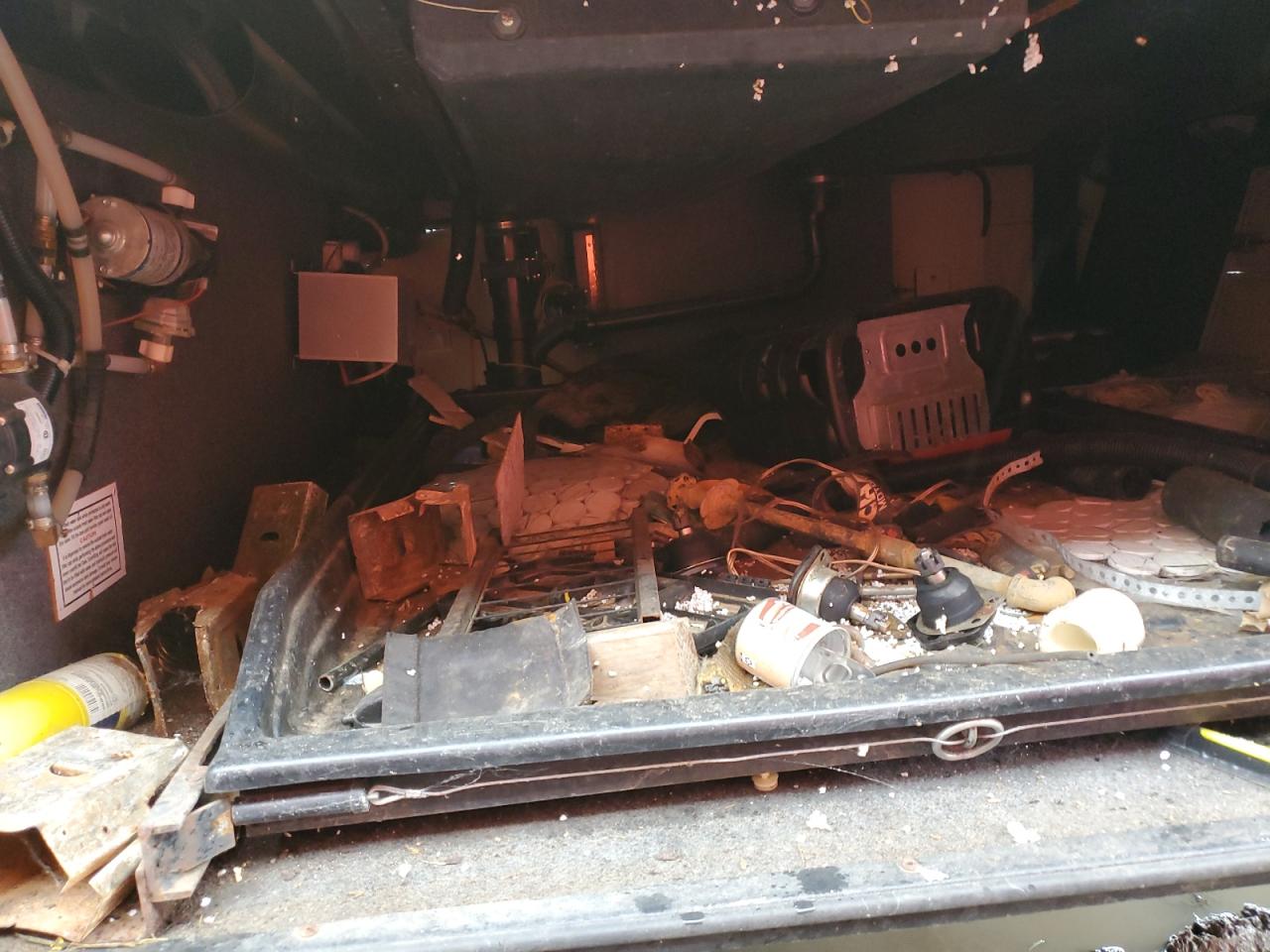 Lot #3282459570 2002 ALFA 5TH WHEEL