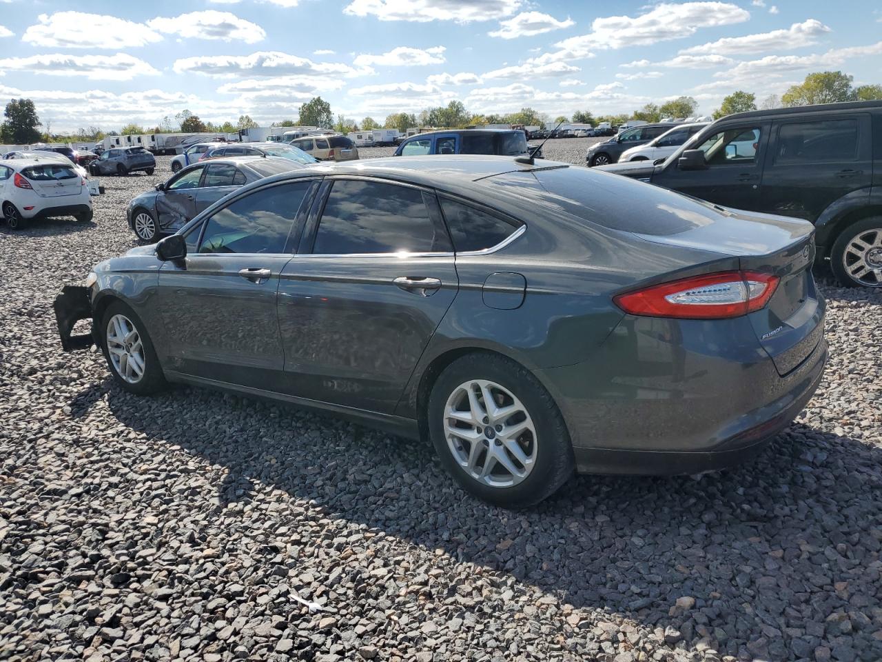 FORD FUSION SE