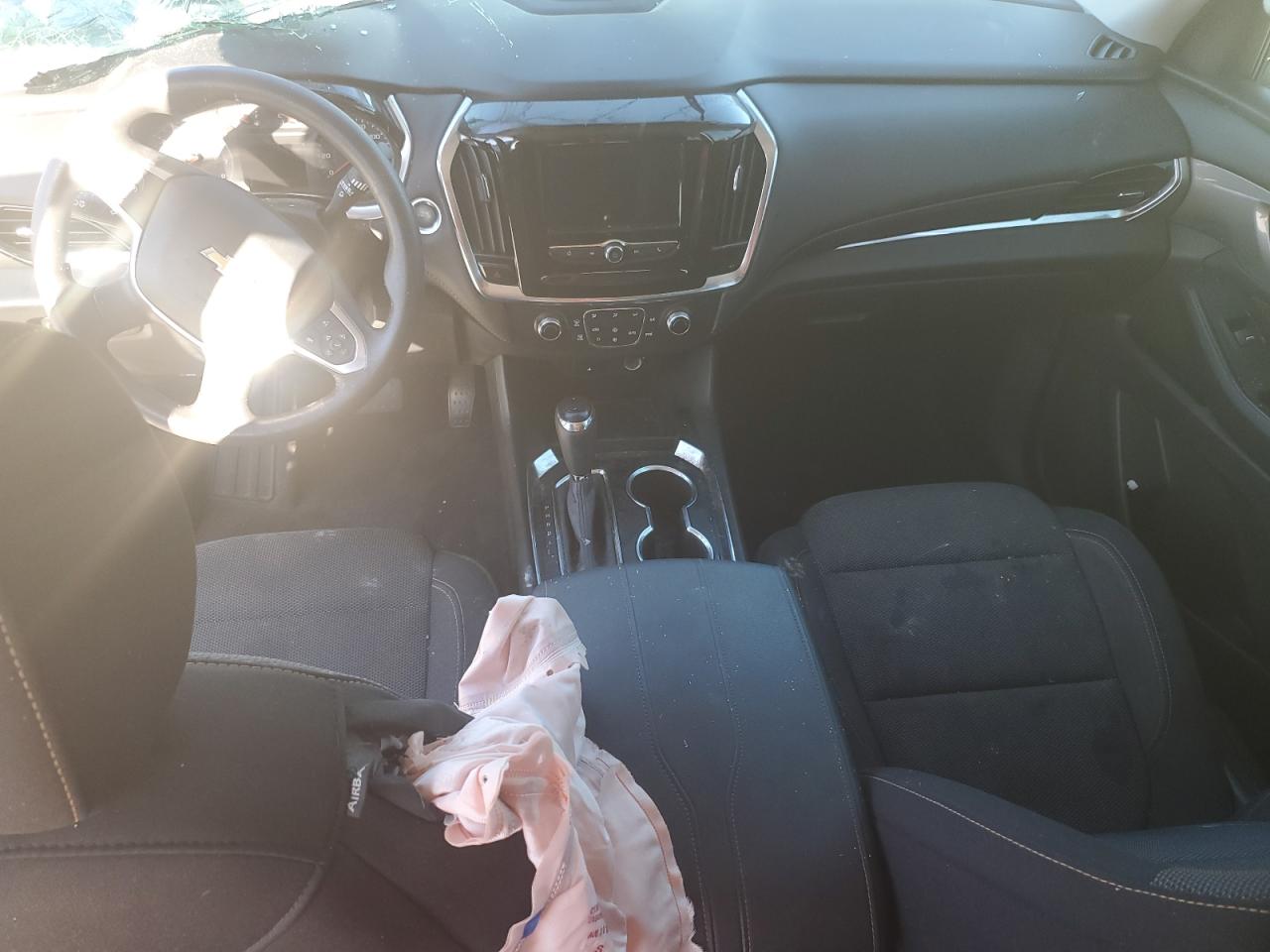 CHEVROLET TRAVERSE LS