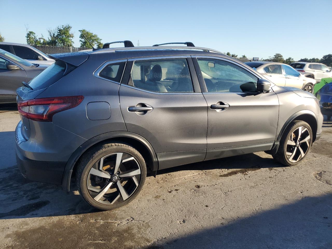 NISSAN ROGUE SPORT SL