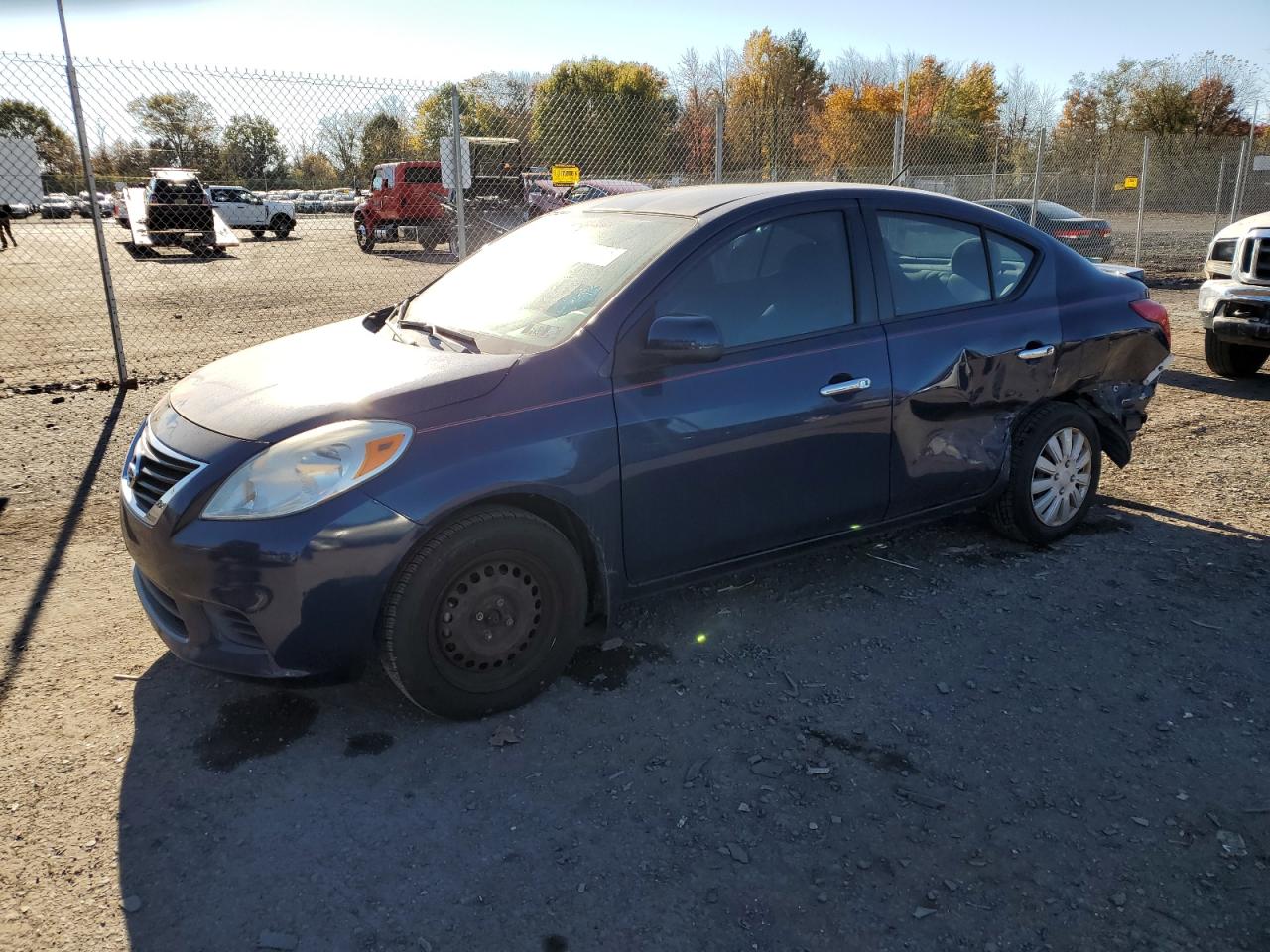 NISSAN VERSA S