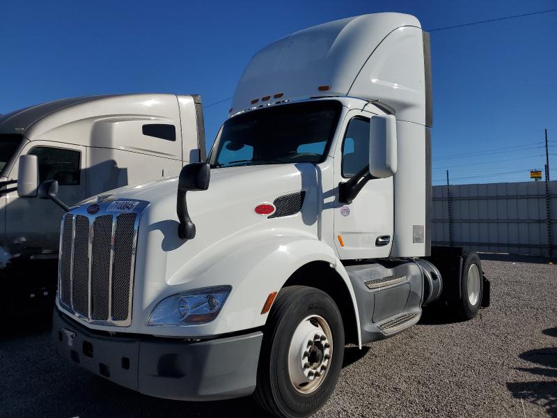 2018 PETERBILT TRACTOR 579 #3292317290