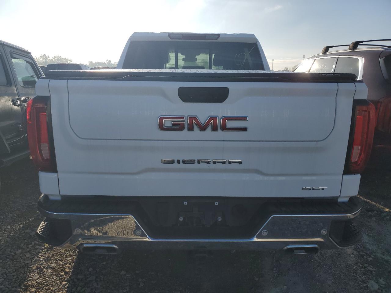 GMC SIERRA 1500 K1500 SLT