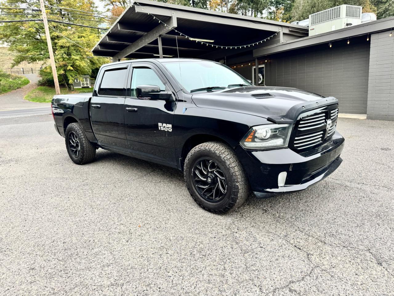 RAM 1500 SPORT