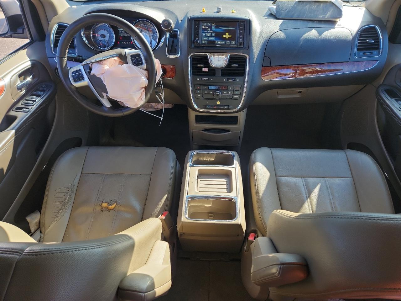 CHRYSLER TOWN & COUNTRY TOURING