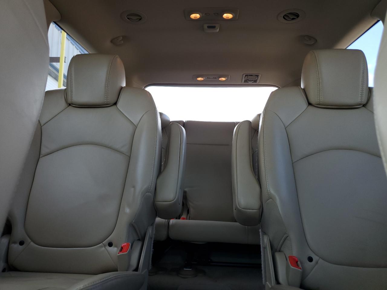 Lot #3273913781 2008 SATURN OUTLOOK XR