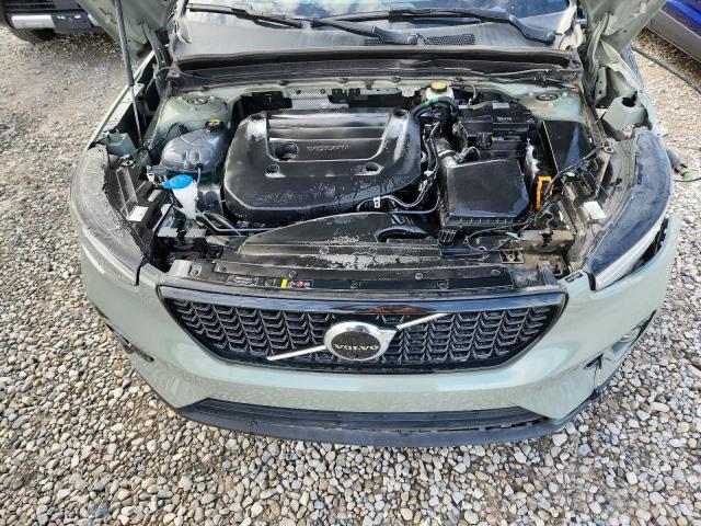 2024 VOLVO XC40 PLUS YV4L12UL1R2274767