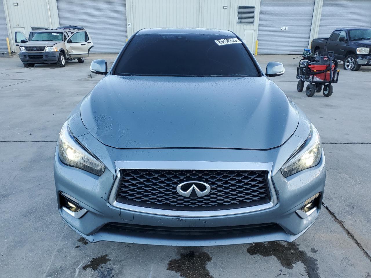 INFINITI Q50 LUXE