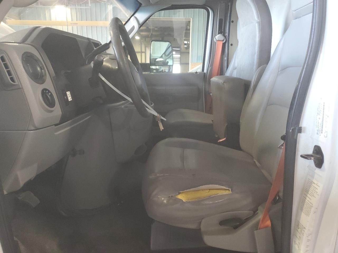 FORD ECONOLINE E350 SUPER DUTY CUTAWAY VAN