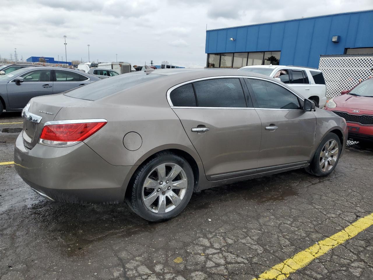 BUICK LACROSSE PREMIUM