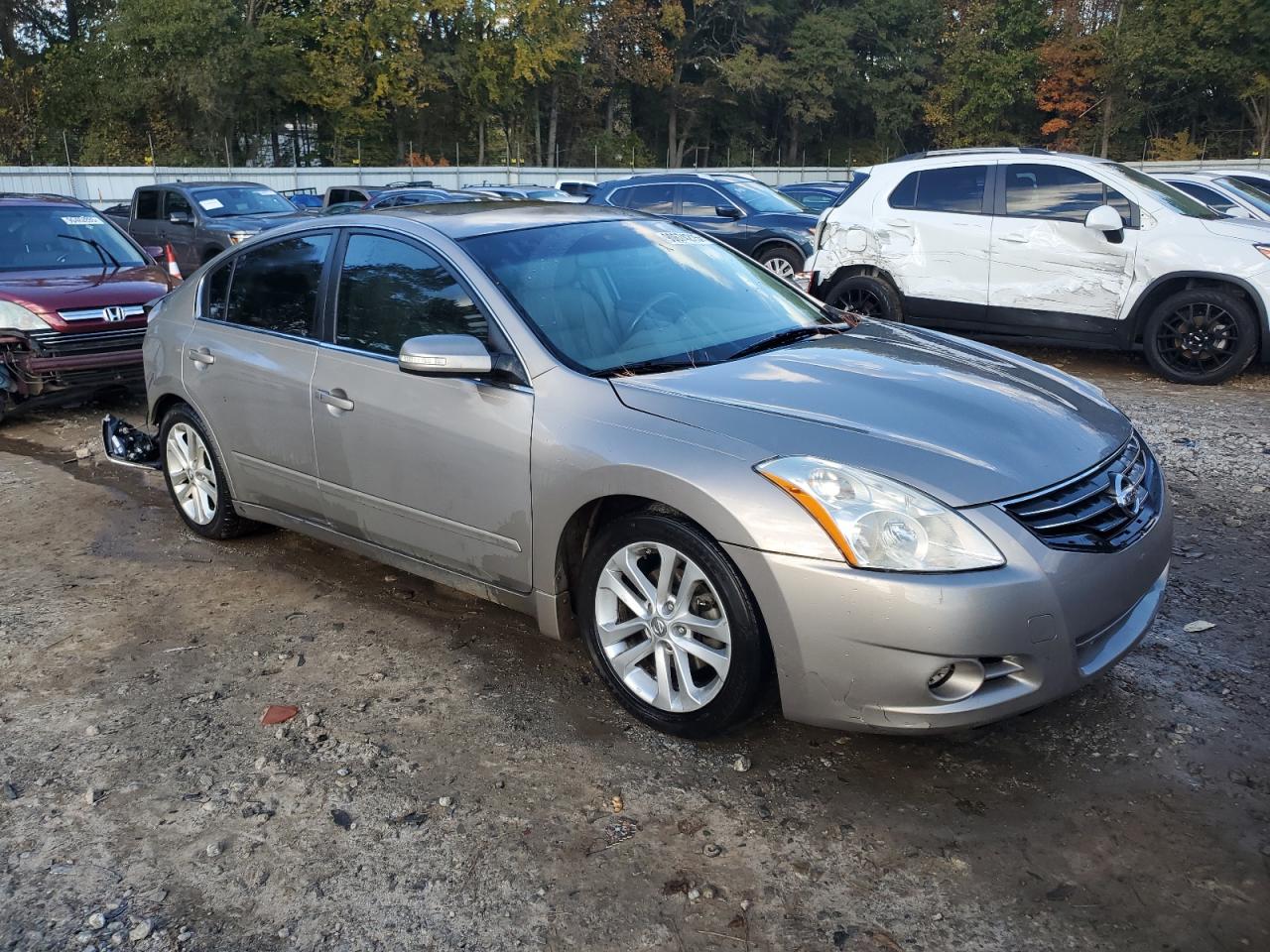 NISSAN ALTIMA BASE