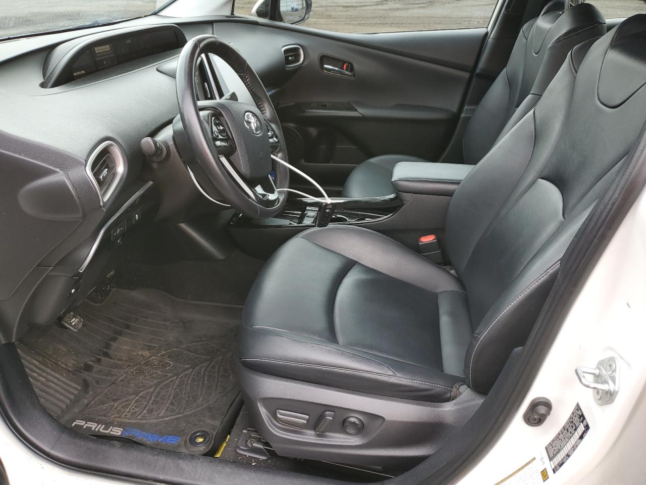 TOYOTA PRIUS PRIME LE