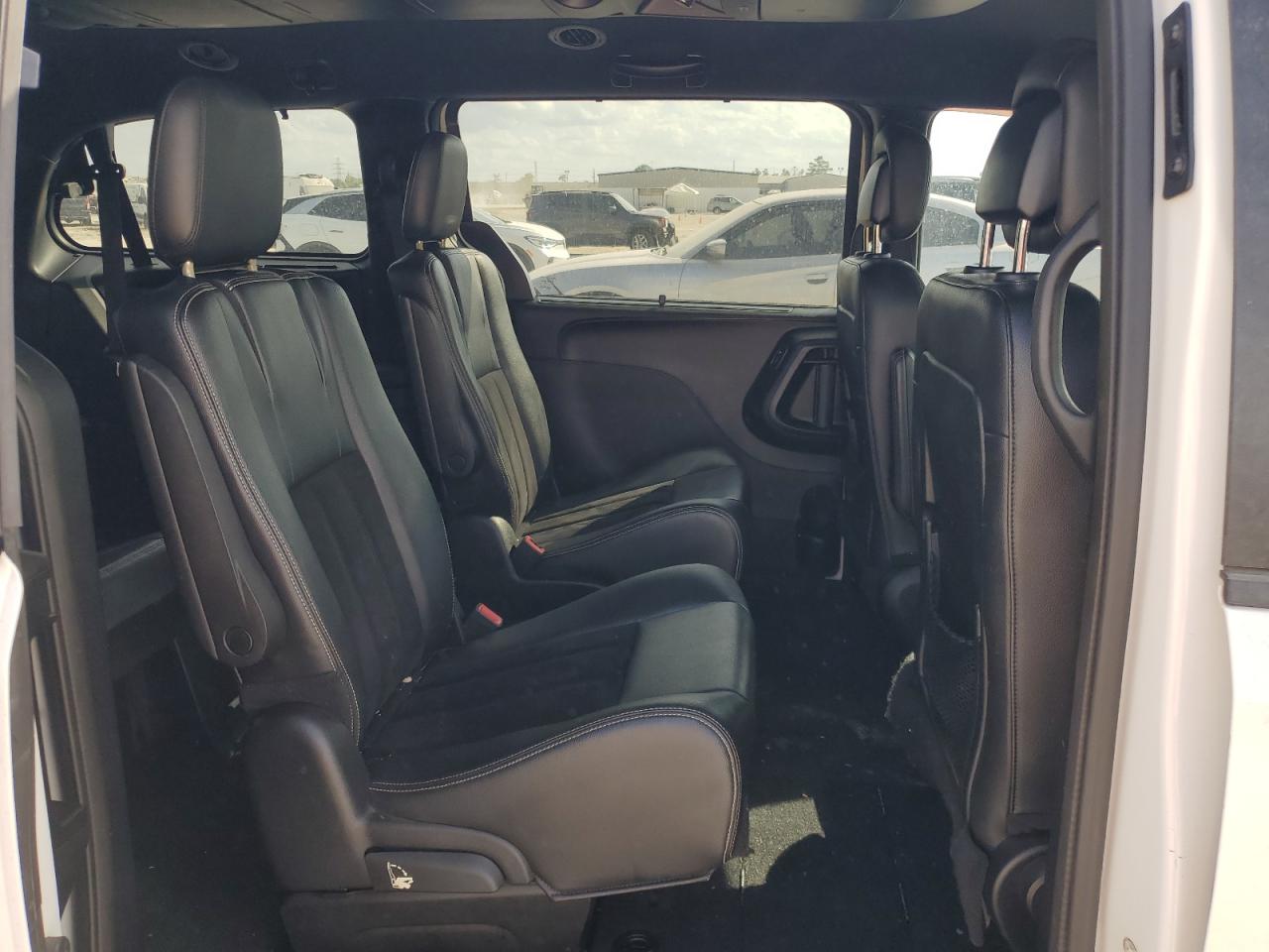 DODGE GRAND CARAVAN SXT