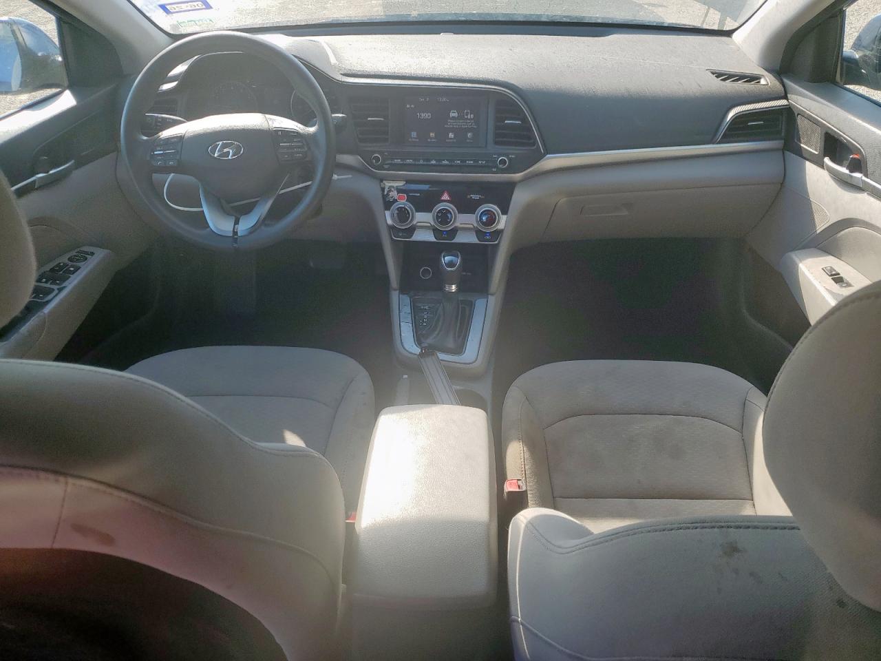 HYUNDAI ELANTRA SEL