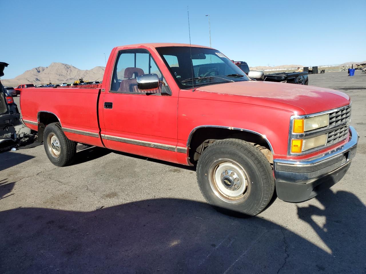 Lot #3285940569 1992 CHEVROLET GMT-400 C2