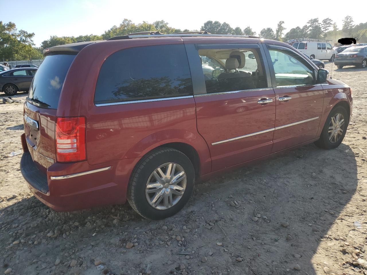 CHRYSLER TOWN & COUNTRY LIMITED