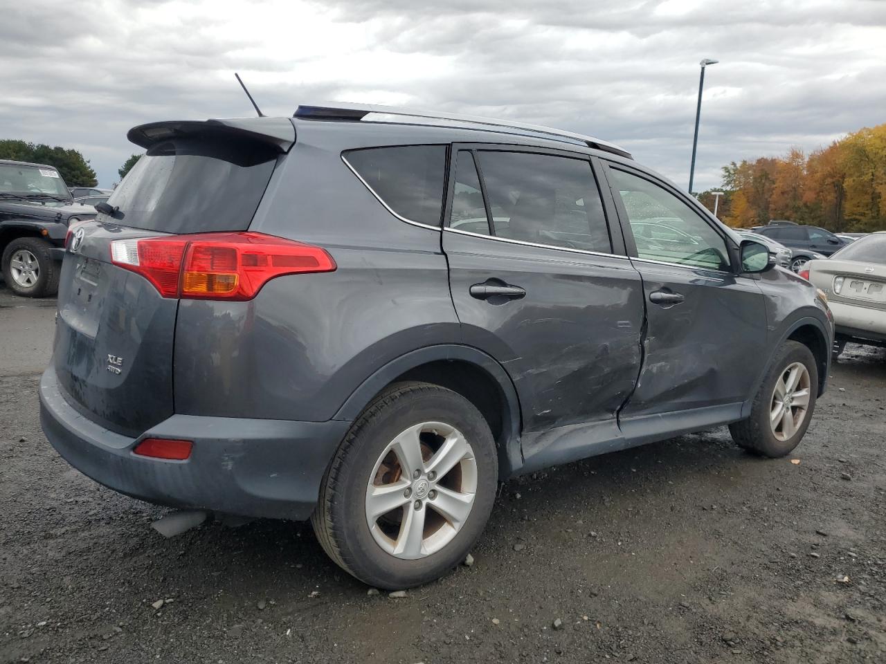 Lot #3311582807 2014 TOYOTA RAV4 XLE
