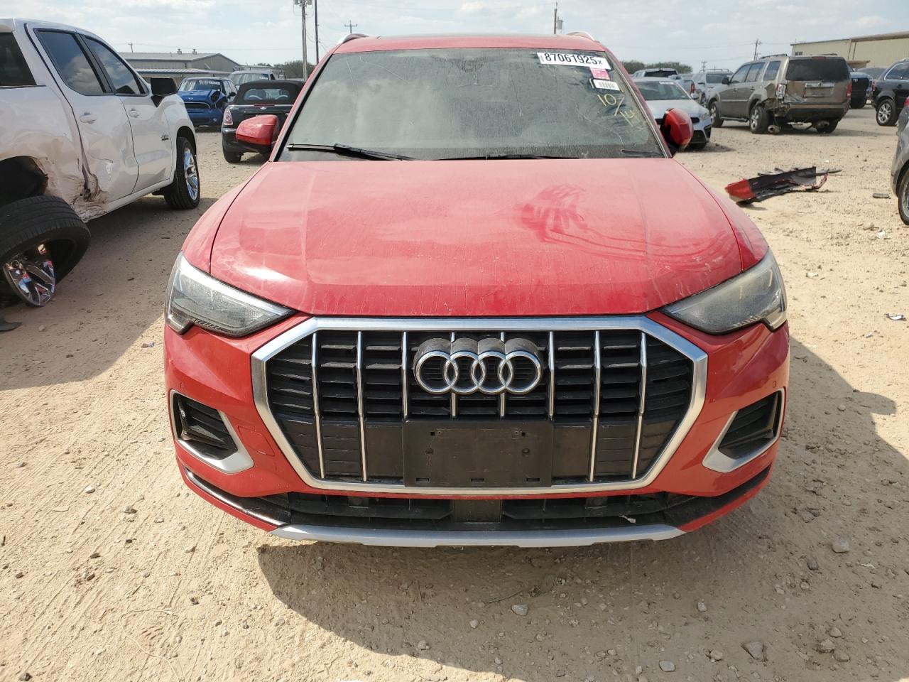 AUDI Q3 PREMIUM