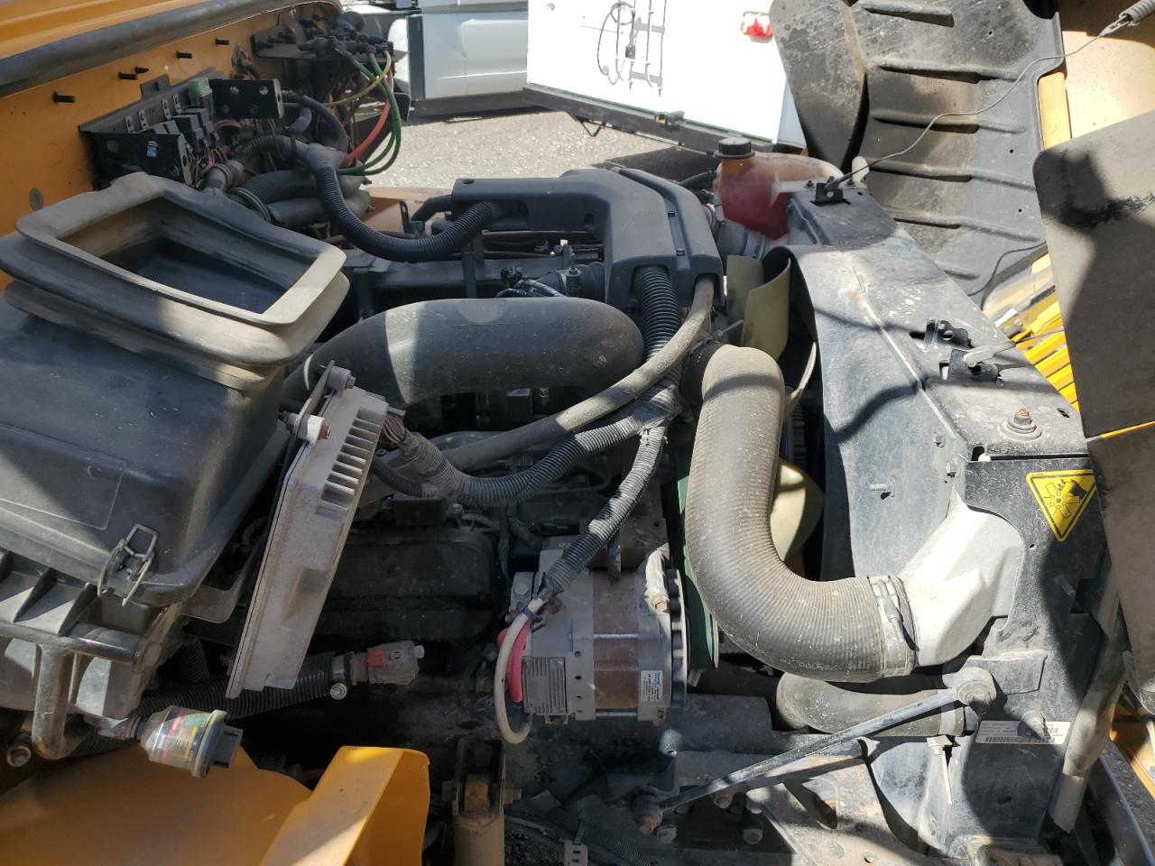 Lot #3265080867 2014 IC CORPORATION 3000 CE